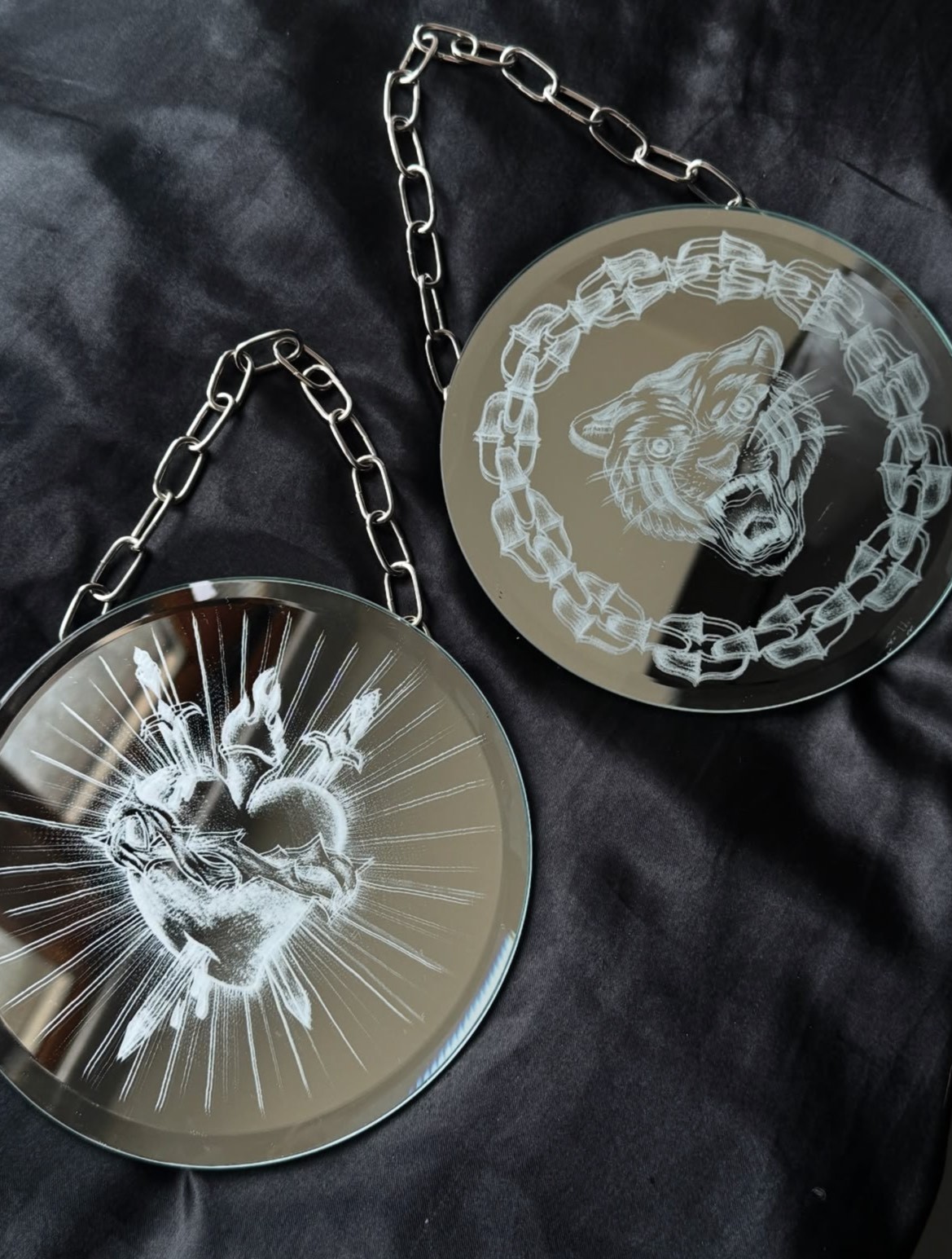 Engraved mirrors